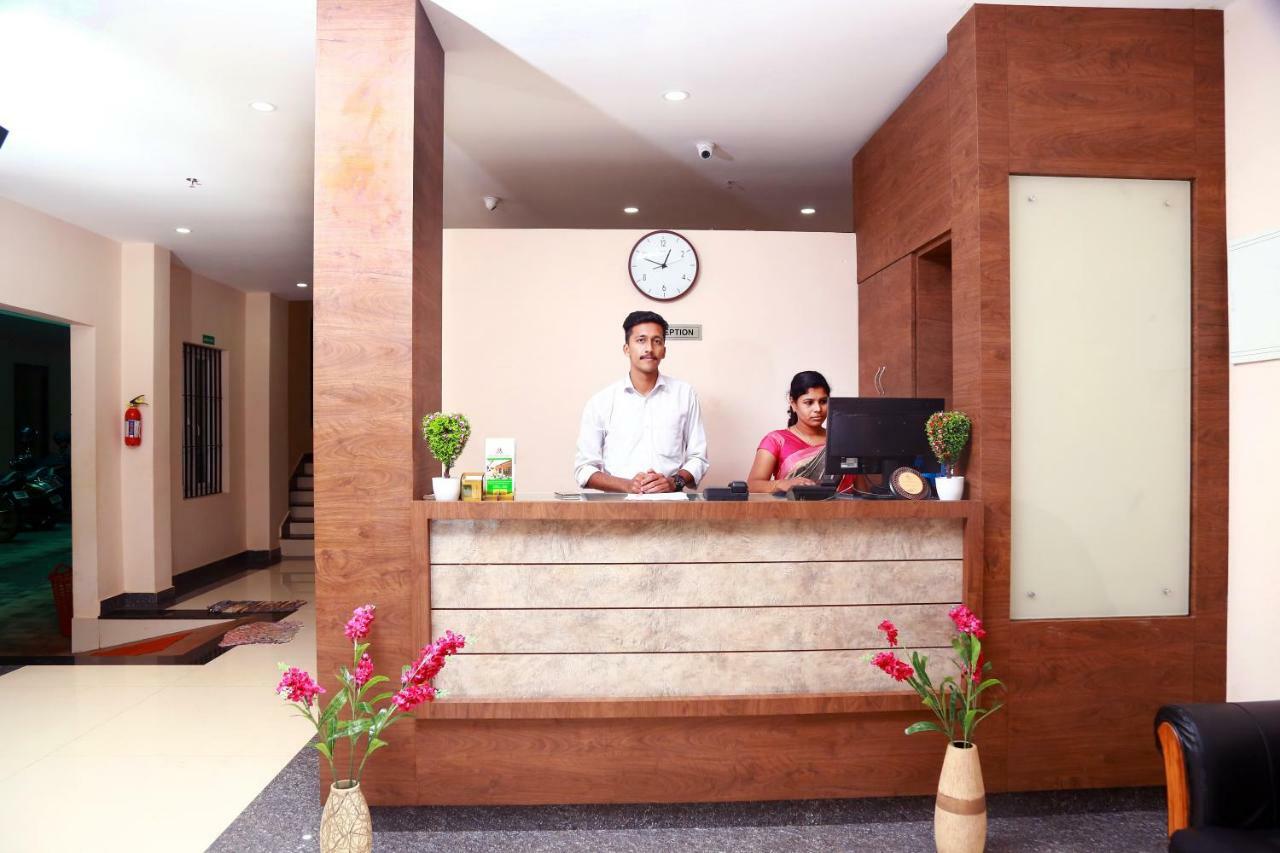 Hotel Wayanad Square Mananthavady Zewnętrze zdjęcie